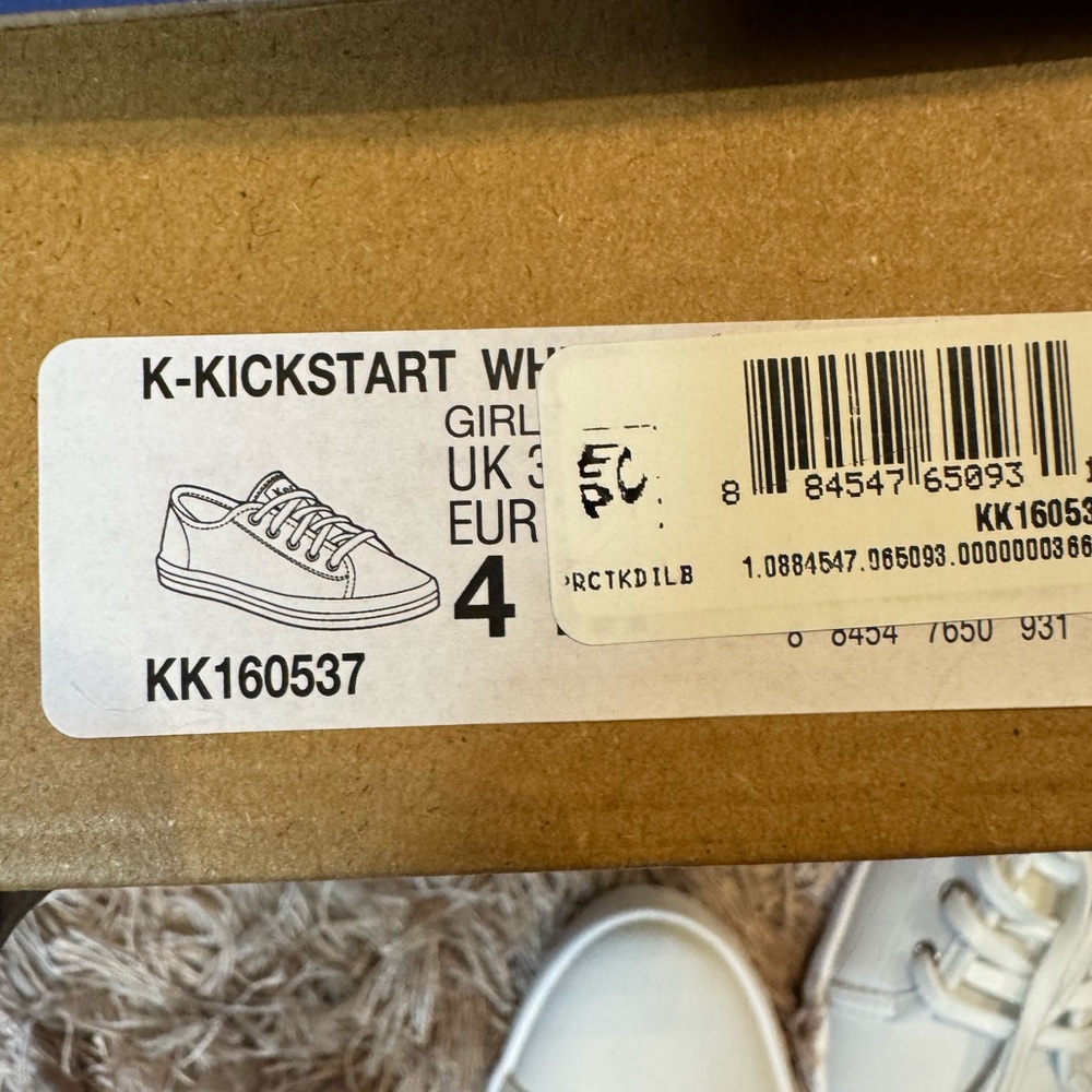 Keds Kickstart Leather Lace-up. Youth 4 - Picture 6 of 6
